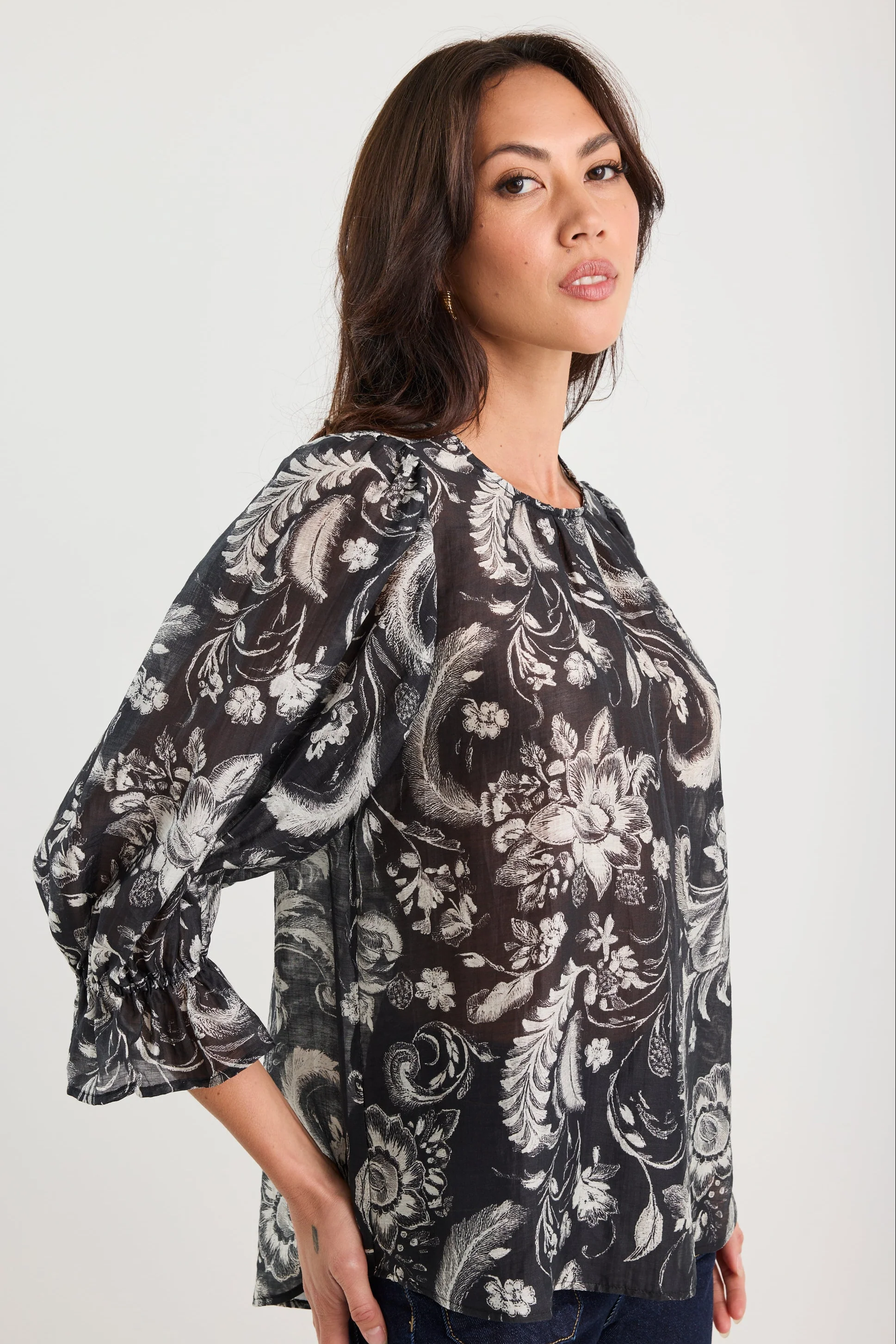 Briefly Black Scrolling Foliage Frill Sleeve Crew Neck Top - Image 5