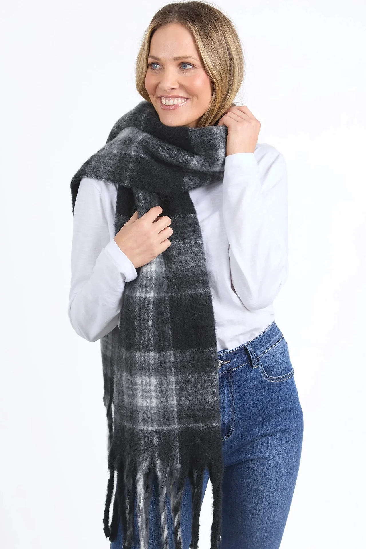 Elm Black White Check Comfy Scarf