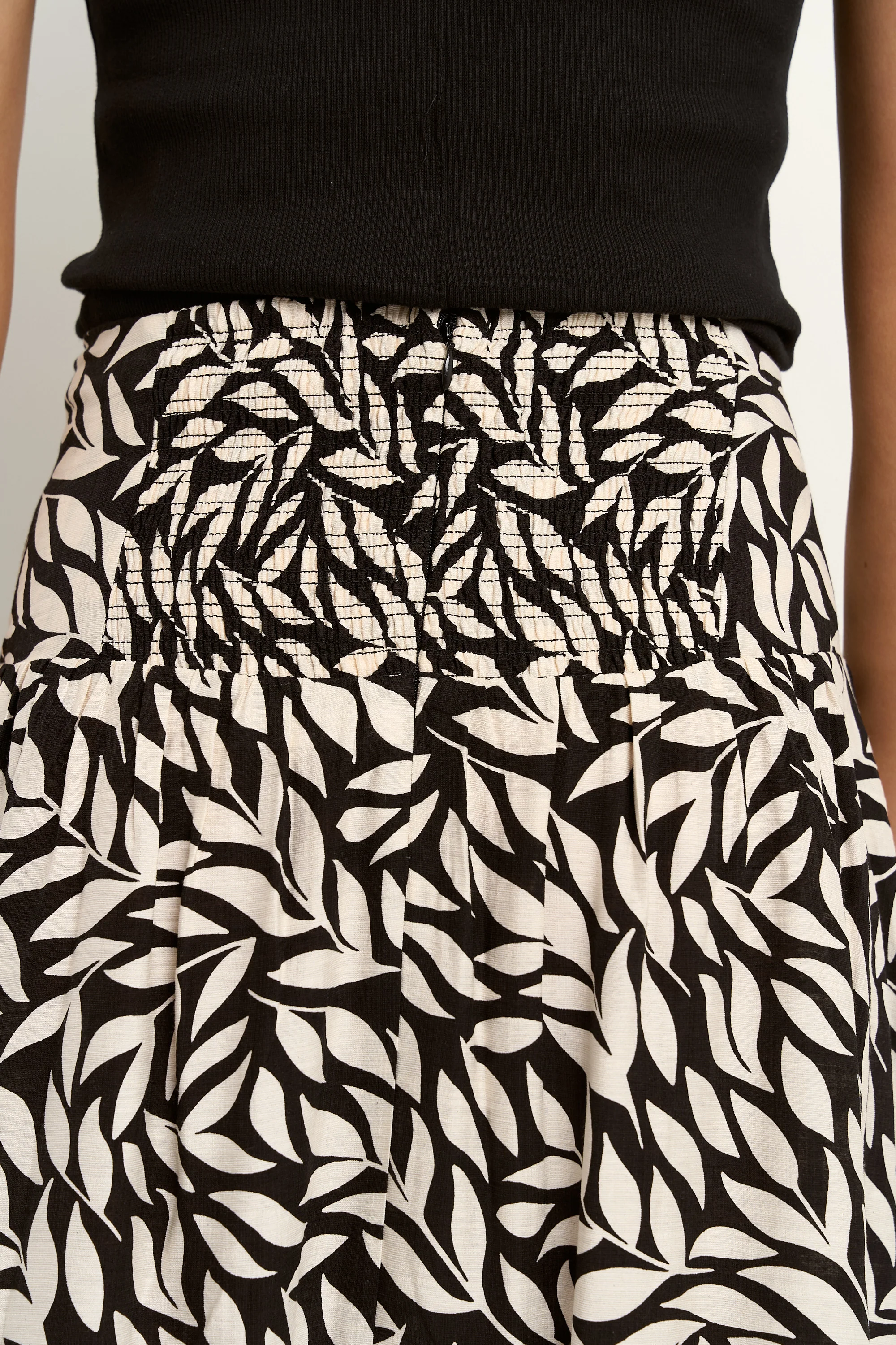 Goodness Black Leaves Shirred Back Tiered Maxi Skirt - Image 4
