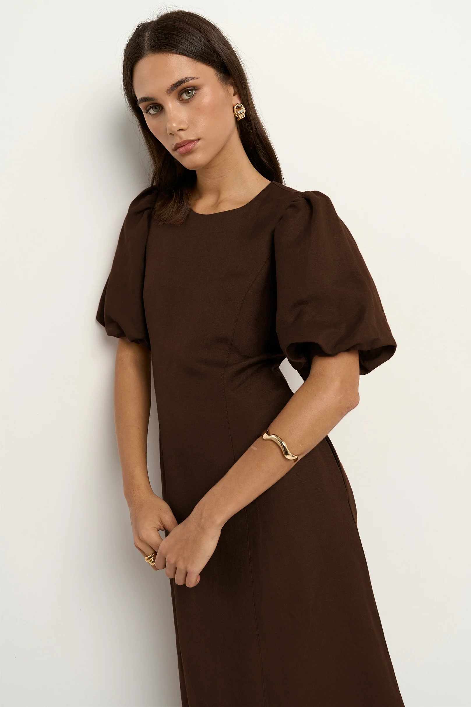 Indulgent Chocolate Puff Sleeve Relaxed Midi Dress - Image 2