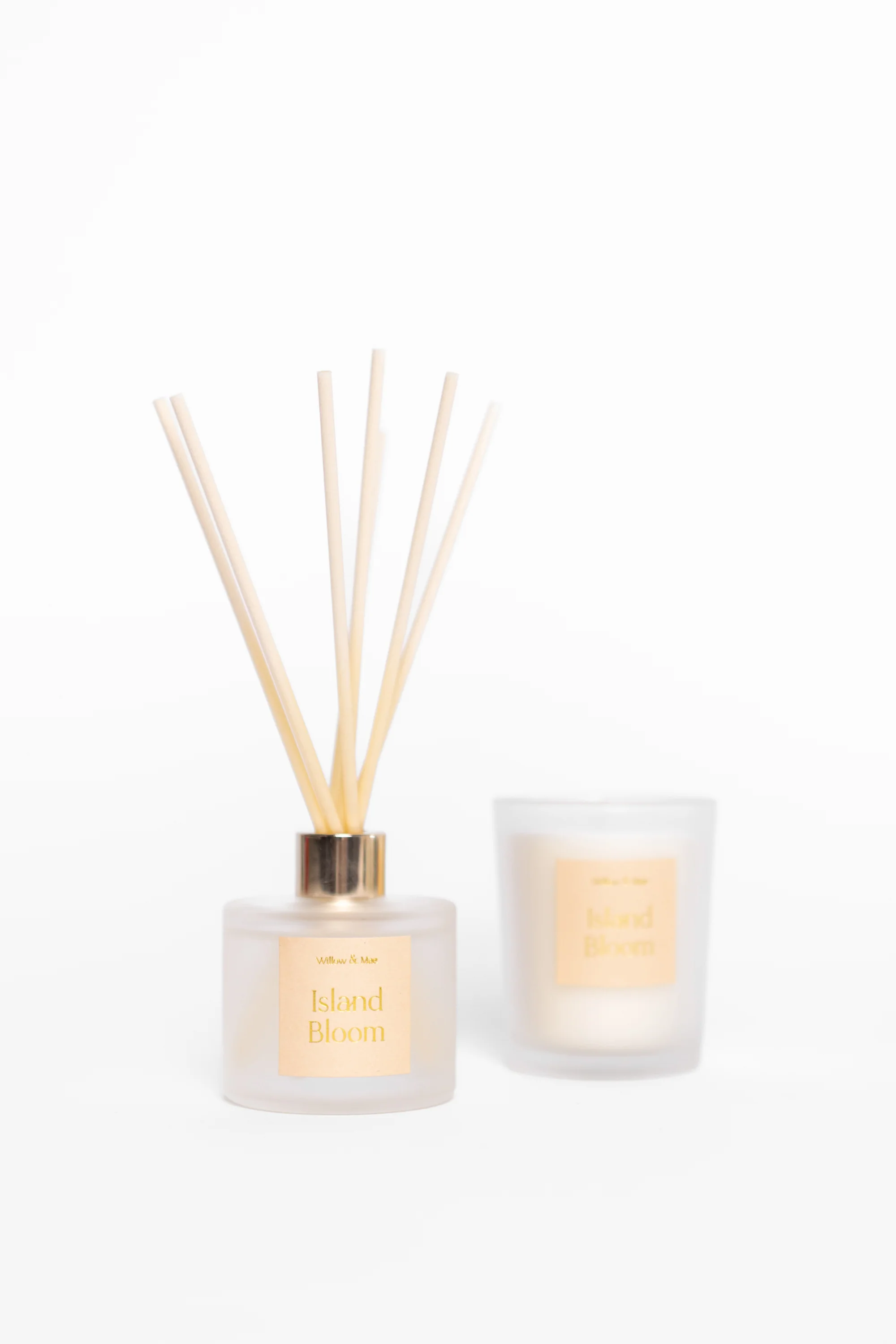 Island Bloom Peach 70g Candle + 50ml Diffuser Set - Image 3