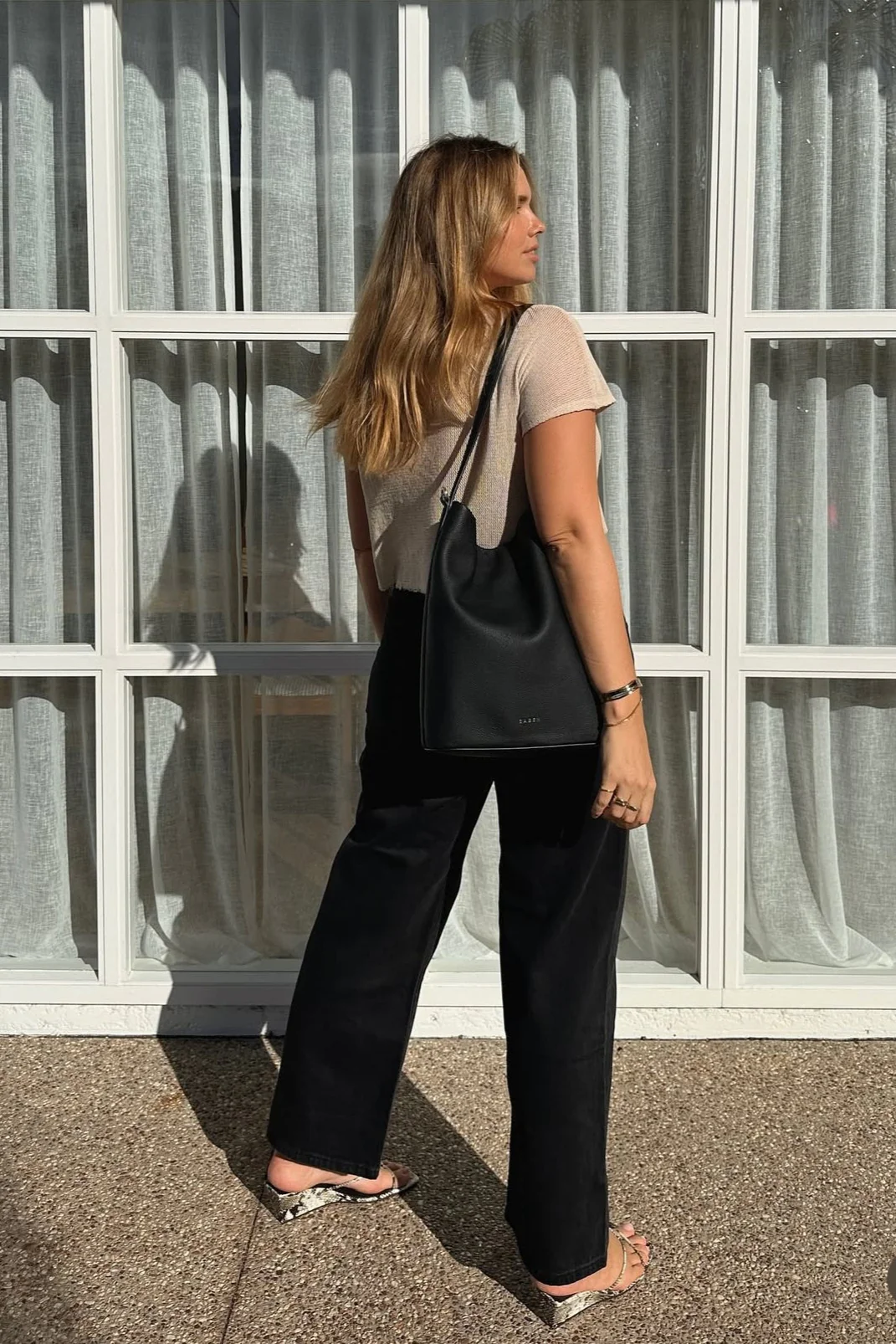 June Black Large Bucket Shoulder Bag - Image 2