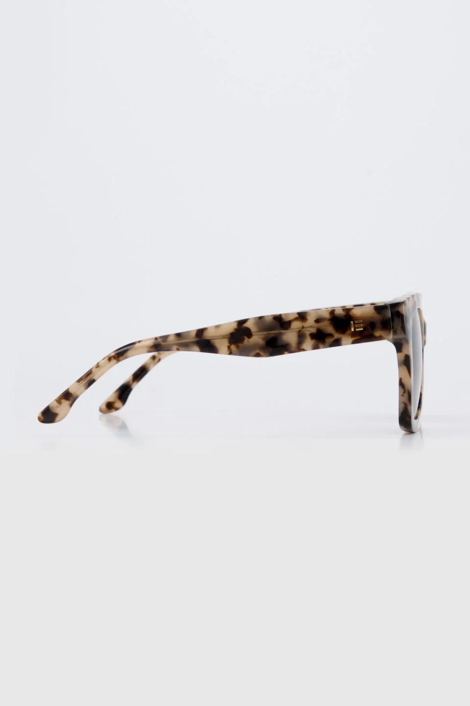 Maleika White Tortoise Sunglasses - Image 4
