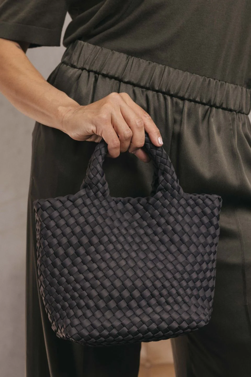 Reeva Black Woven Mini Bag - Image 2