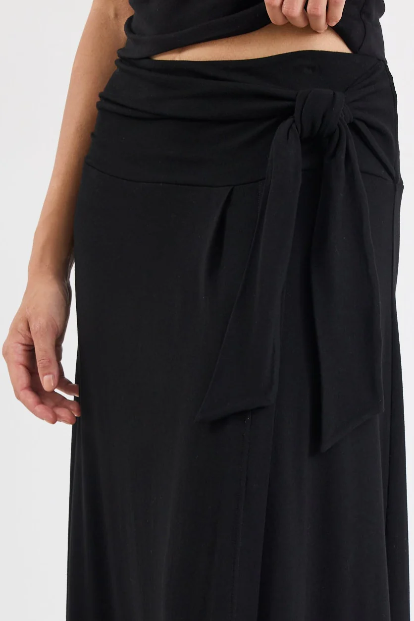 Status Black Jersey Knot Front Maxi Skirt - Image 6